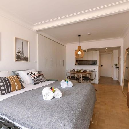 Apartamento Stunning Studio With Sea-View And Terrace Knokke-Heist Exterior foto