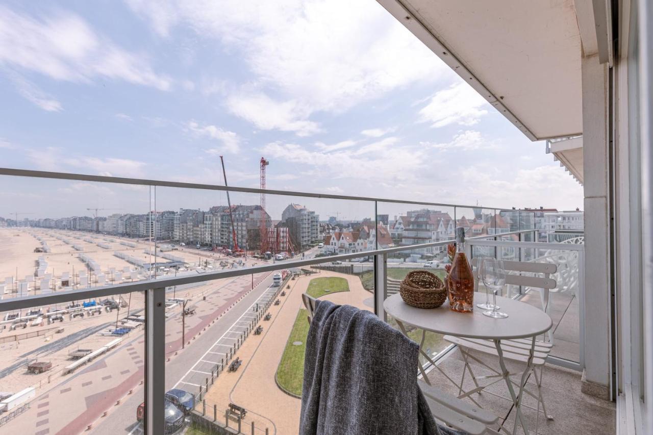 Apartamento Stunning Studio With Sea-View And Terrace Knokke-Heist Exterior foto